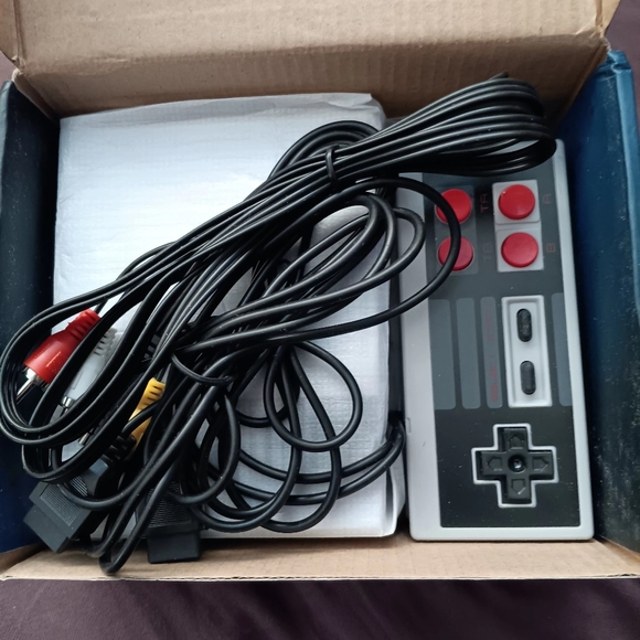 (SOLD) MINI GAME ANNIVERSARY  EDITION ENTERTAINMENT  SYSTEM - Picture 6 of 16